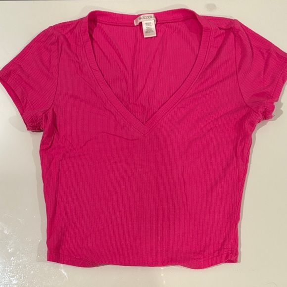 Bozzolo Tops - Bozzolo Hot Pink Ribbed Crop Tee | V-Neck | Size Medium